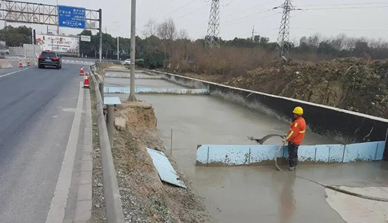 路邊填充