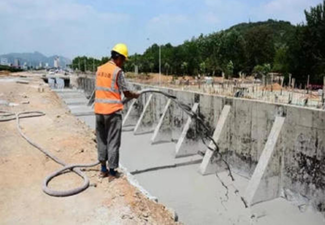 公路護(hù)坡泡沫混凝土填充